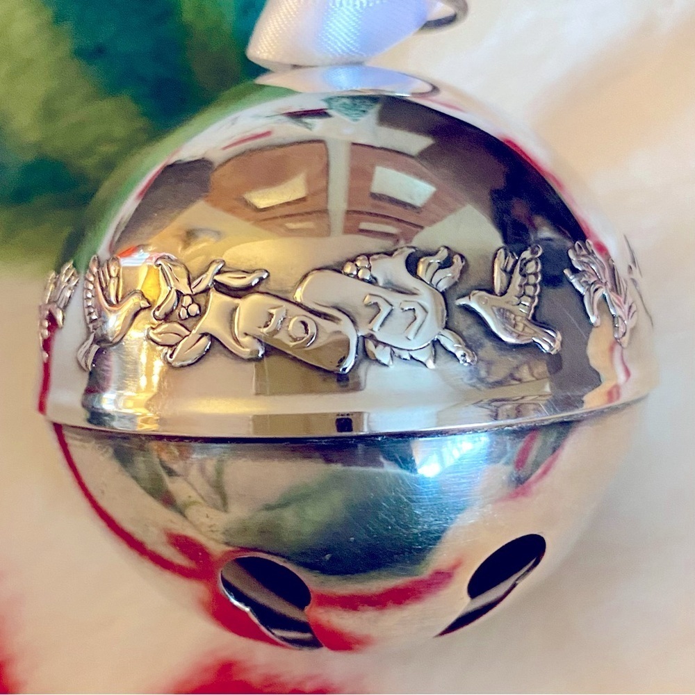 Wallace 1977 Sleigh Bell Silverplate Ornament 7th Edition Vintage